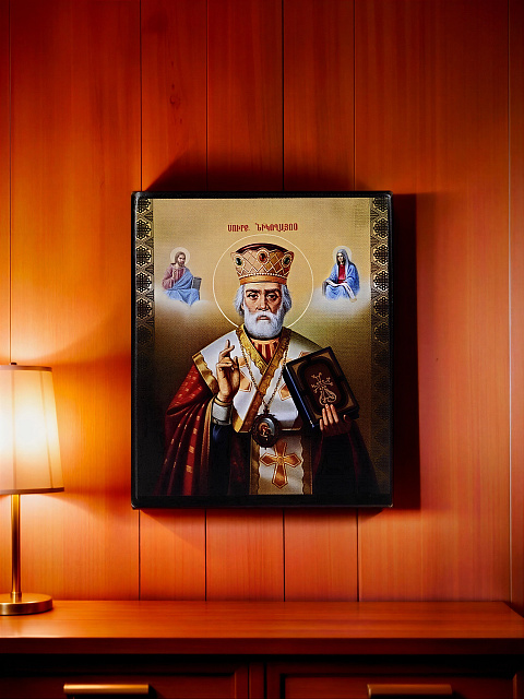 Образ"Святой Николай Чудотворец" на деревянной основе