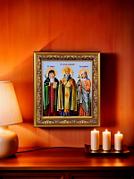 Образ "Святые Гаянэ, Григорий Просветитель, Рипсимэ" 22х18